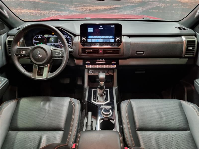 Mitsubishi-TRITON-2.4 Biturbo CD Katana 4X4