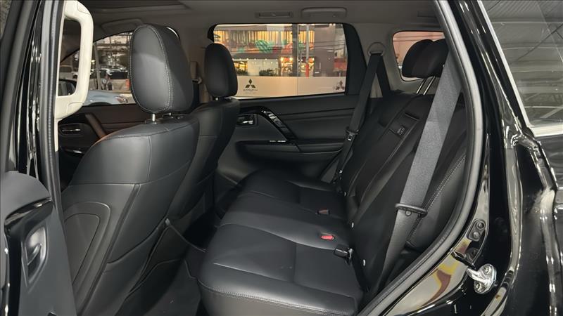 Mitsubishi-PAJERO SPORT-2.4 16V Mivec Turbo Legend AWD