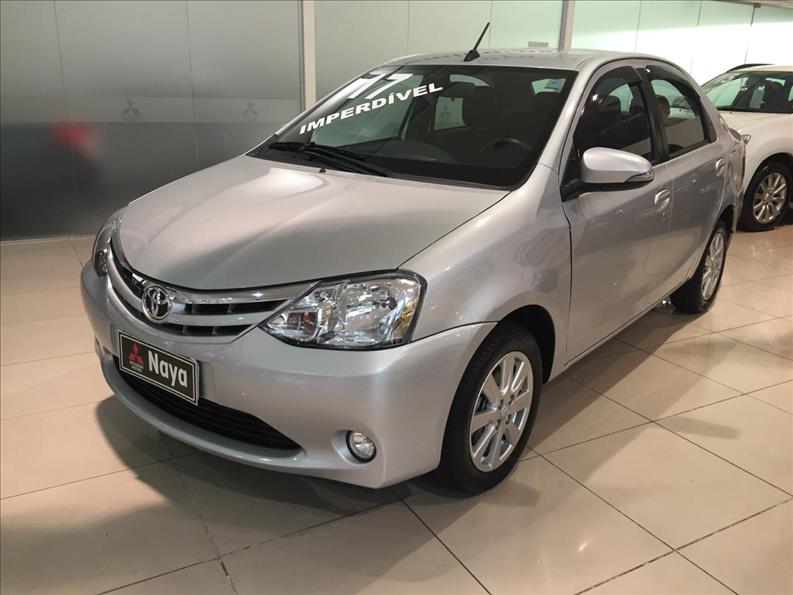TOYOTA ETIOS 1.5 XLS Sedan 16V