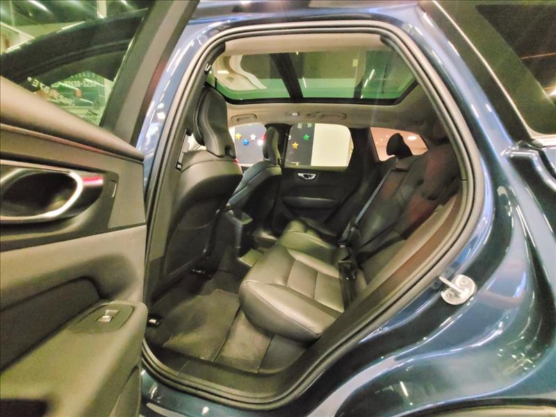 Volvo-XC60-2.0 T8 Recharge Plus AWD Geartronic