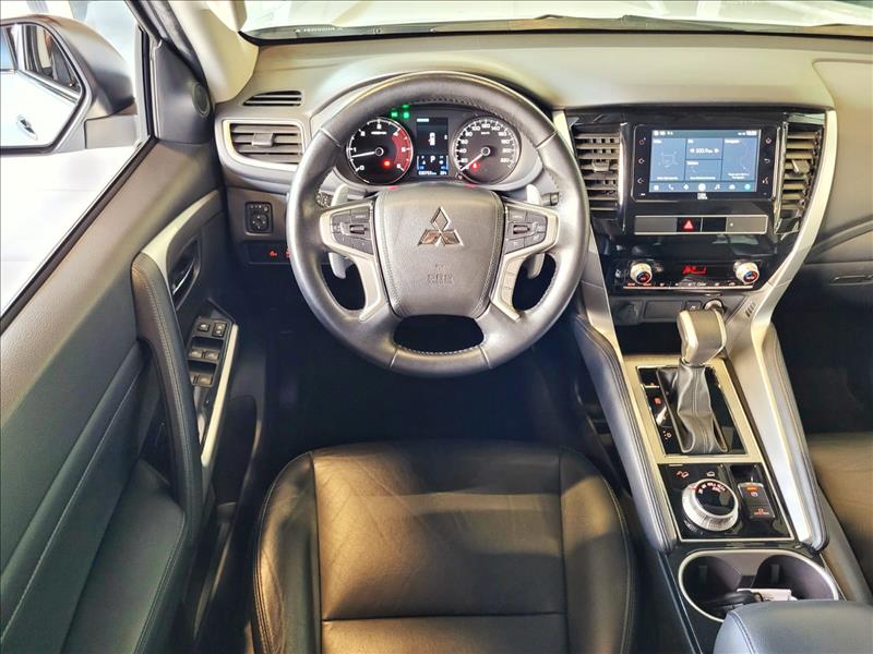 Mitsubishi-PAJERO SPORT-2.4 16V Mivec Turbo HPE AWD