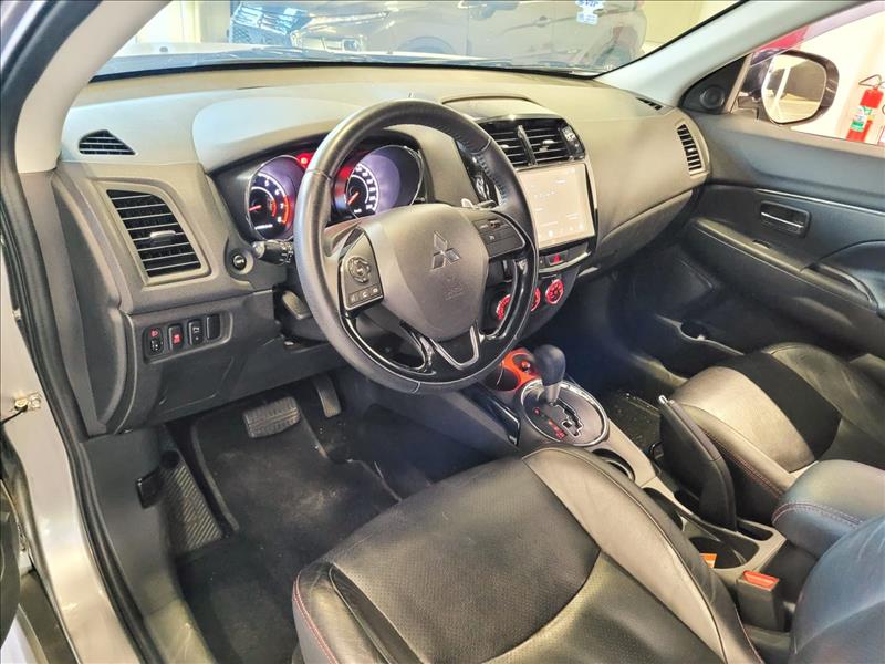 Mitsubishi-OUTLANDER SPORT-2.0 Mivec HPE Black Edition