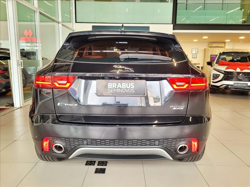 Jaguar-E-PACE-2.0 16V P250 Pure AWD