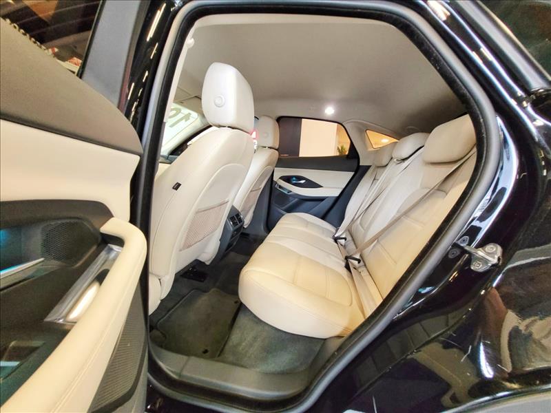 Jaguar-E-PACE-2.0 16V P250 Pure AWD