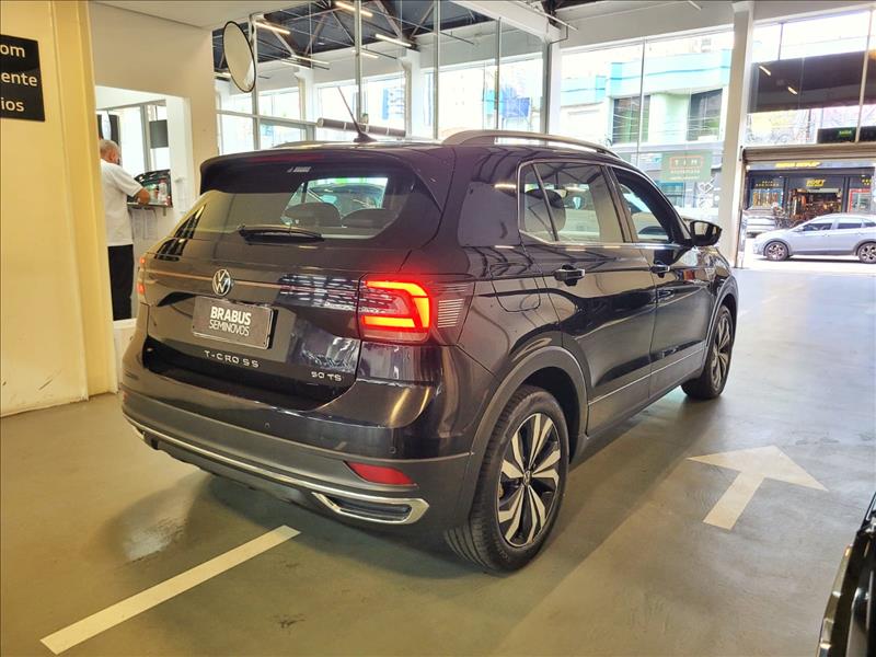 VW - Volkswagen-T-CROSS-1.4 250 TSI Highline