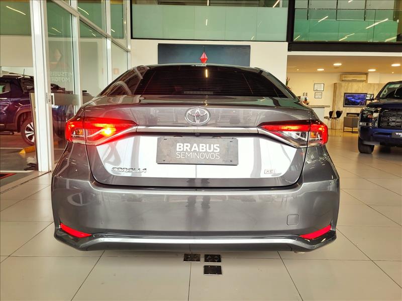 Toyota-COROLLA-2.0 Vvt-ie XEI