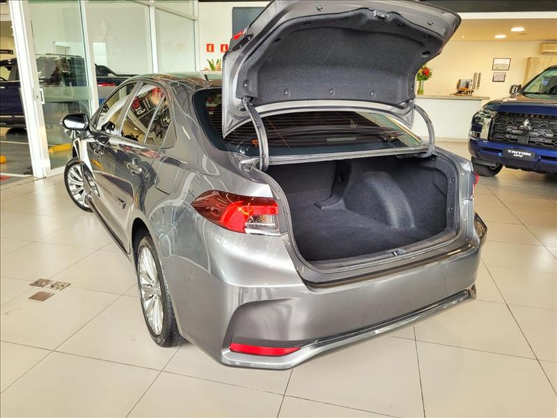 Toyota-COROLLA-2.0 Vvt-ie XEI