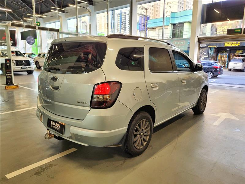 GM - Chevrolet-SPIN-1.8 LT 8V