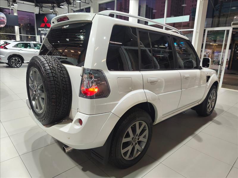 Mitsubishi-PAJERO TR4-2.0 4X2 16V 140cv
