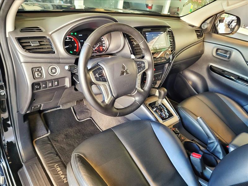 Mitsubishi-L200 TRITON-2.4 16V Turbo Sport Hpe-s Urban CD 4X4