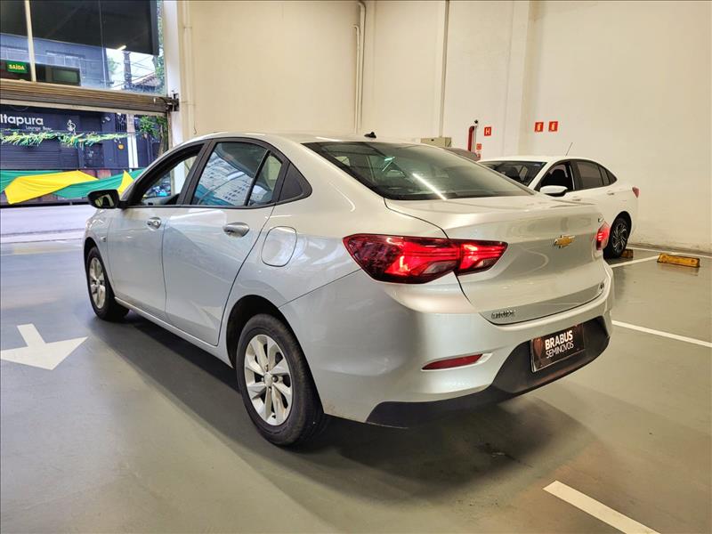 GM - Chevrolet-ONIX-1.0 Turbo Plus LT