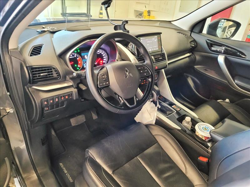 Mitsubishi-ECLIPSE CROSS-1.5 Mivec Turbo Hpe-s