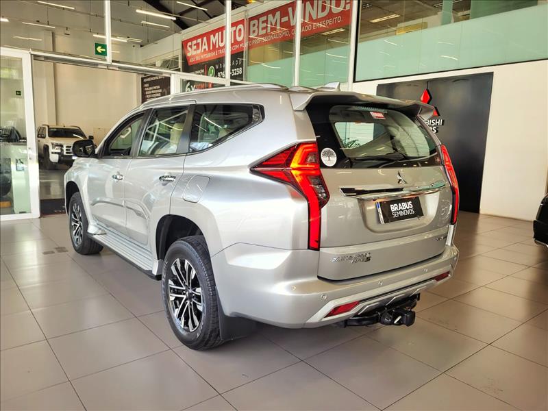 Mitsubishi-PAJERO SPORT-2.4 16V Mivec Turbo Hpe-s AWD