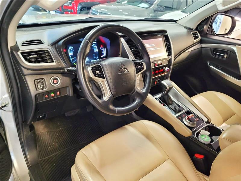 Mitsubishi-PAJERO SPORT-2.4 16V Mivec Turbo Hpe-s AWD