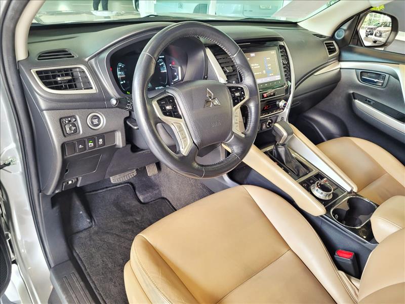 Mitsubishi-PAJERO SPORT-2.4 16V Mivec Turbo Hpe-s AWD