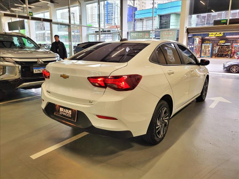 GM - Chevrolet-ONIX-1.0 Plus LT