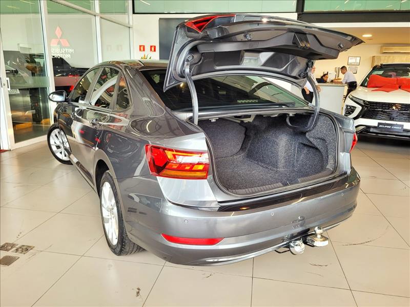 VW - Volkswagen-JETTA-1.4 250 TSI Comfortline