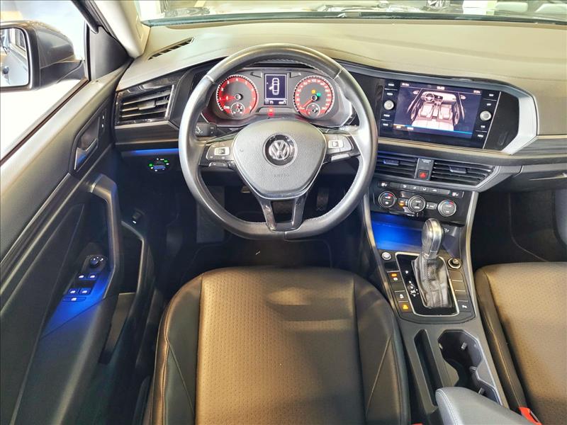 VW - Volkswagen-JETTA-1.4 250 TSI Comfortline