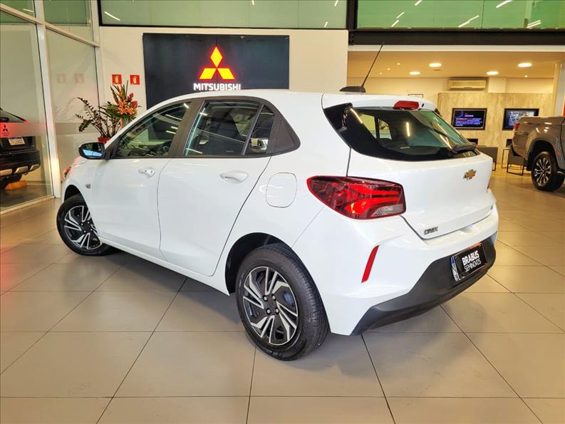 GM - Chevrolet-ONIX-1.0 LT