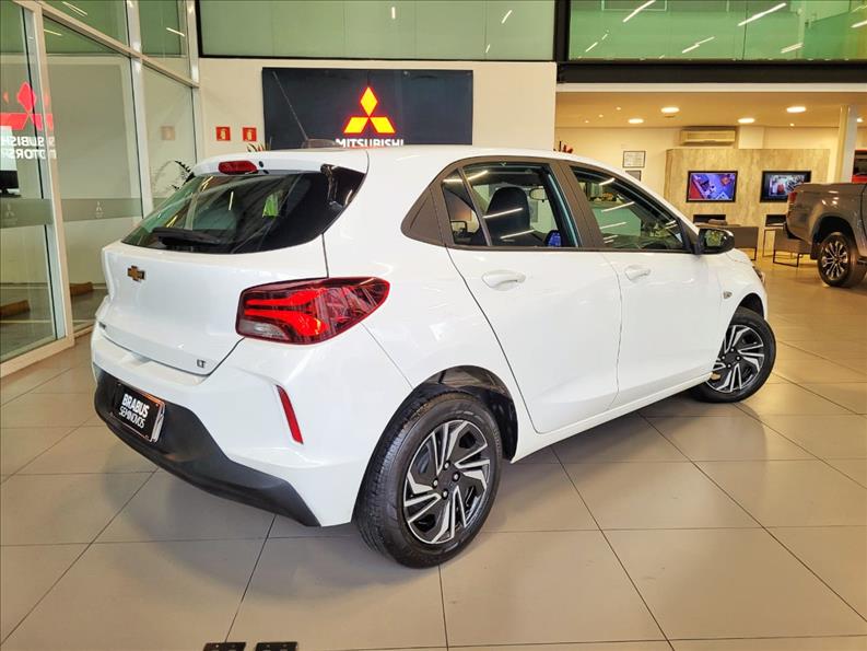 GM - Chevrolet-ONIX-1.0 LT