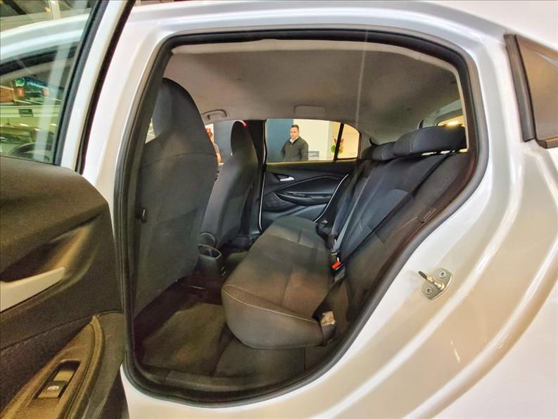GM - Chevrolet-ONIX-1.0 LT