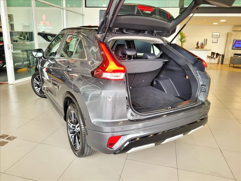 Mitsubishi-ECLIPSE CROSS-1.5 Mivec Turbo Hpe-s S-awc