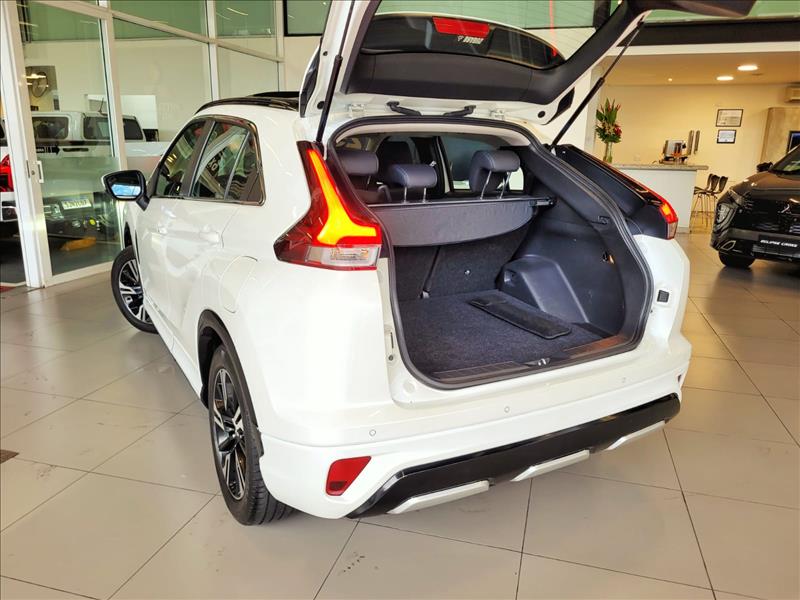 Mitsubishi-ECLIPSE CROSS-1.5 Mivec Turbo Hpe-s