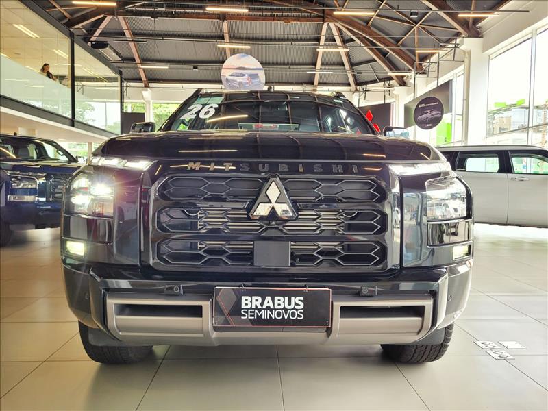 Mitsubishi-TRITON-2.4 Biturbo CD Katana 4X4