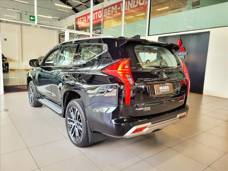 Mitsubishi-PAJERO SPORT-2.4 16V Mivec Turbo Legend AWD