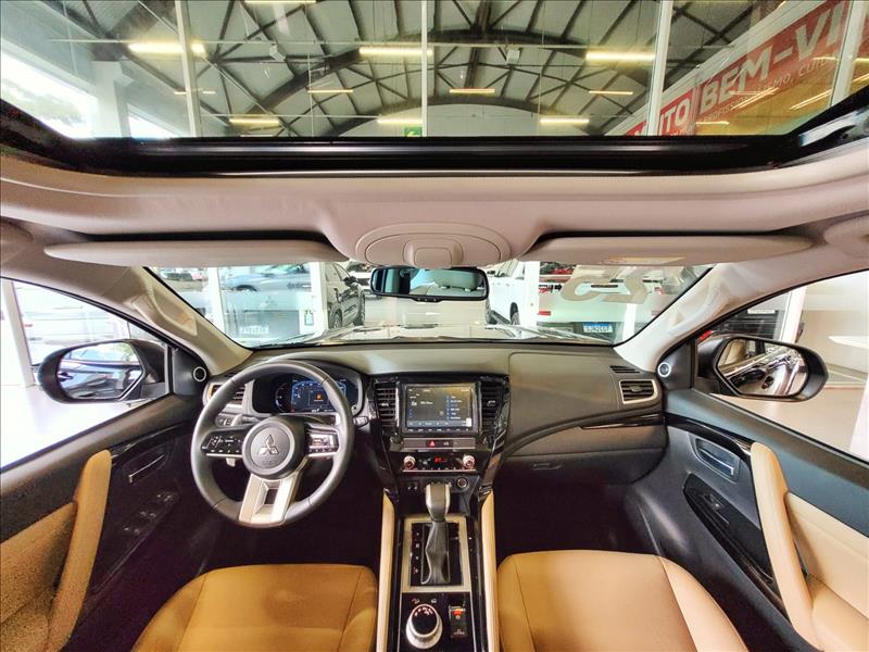 Mitsubishi-PAJERO SPORT-2.4 16V Mivec Turbo Legend AWD