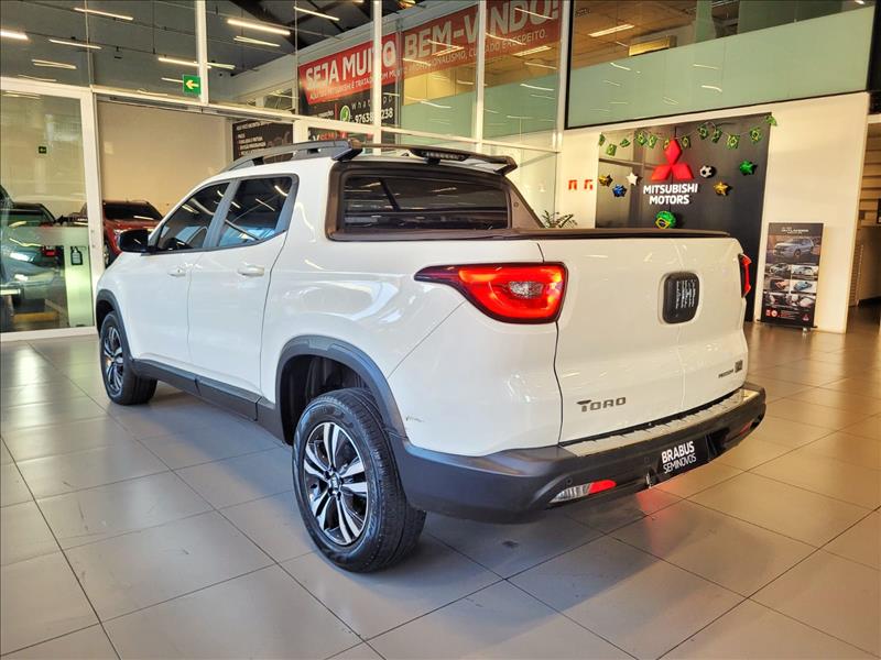 Fiat-TORO-1.3 Turbo 270 Freedom