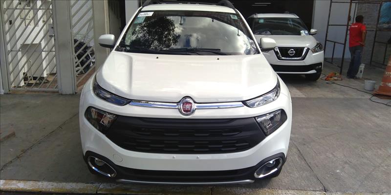 FIAT TORO 2.0 16V Turbo Freedom 4WD AT9