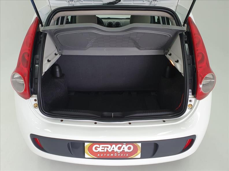 PALIO 1.6 MPI Essence 16V PALIO 1.6 MPI Essence 16V