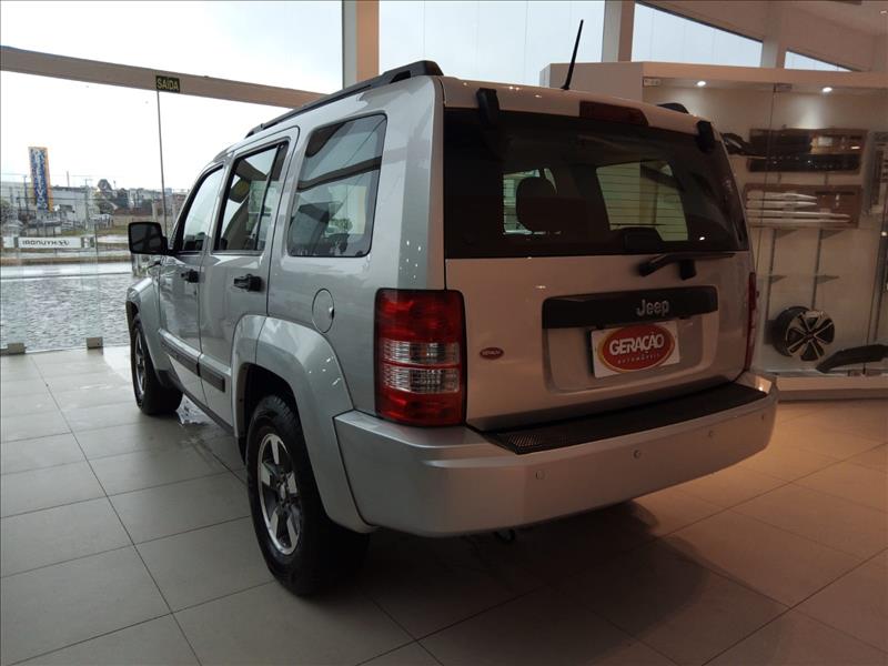 CHEROKEE 3.7 Sport 4X4 V6 12V CHEROKEE 3.7 Sport 4X4 V6 12V