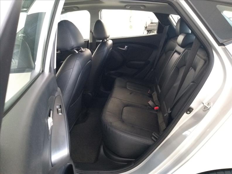 IX35 2.0 MPFI GLS 4X2 16V IX35 2.0 MPFI GLS 4X2 16V