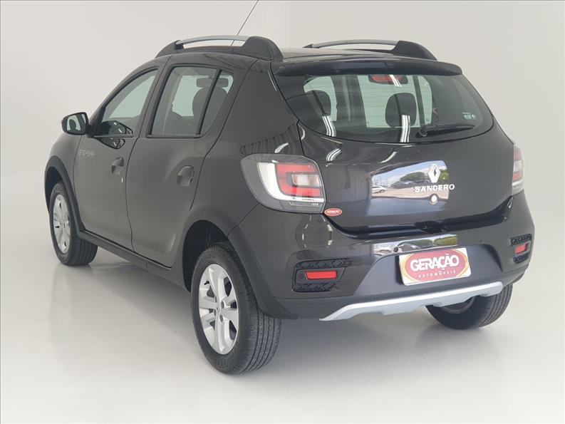 SANDERO 1.6 Stepway 8V SANDERO 1.6 Stepway 8V