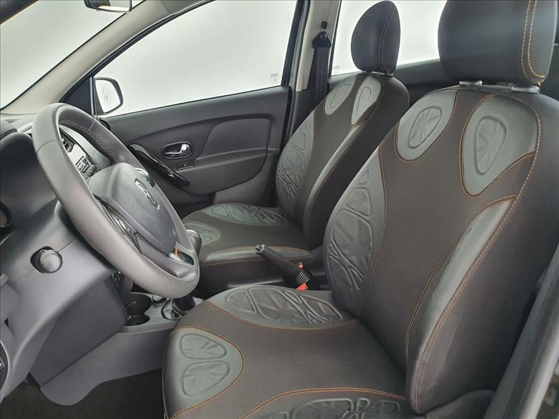 SANDERO 1.6 Stepway 8V SANDERO 1.6 Stepway 8V