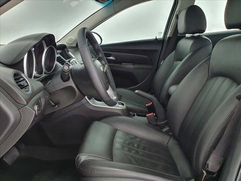 CRUZE 1.8 LT 16V CRUZE 1.8 LT 16V