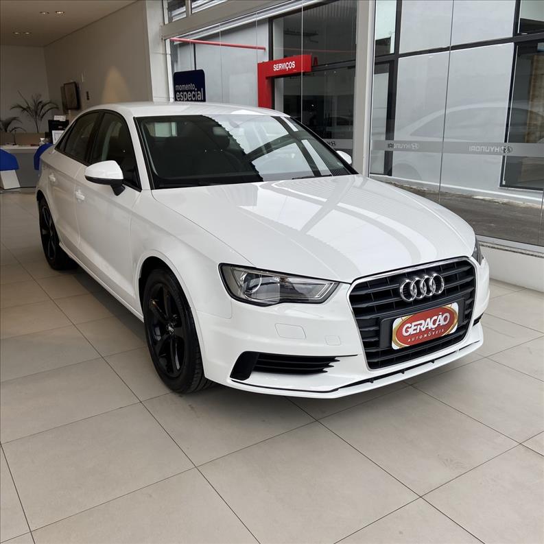 A3 1.4 TFSI Sedan Attraction 16V A3 1.4 TFSI Sedan Attraction 16V