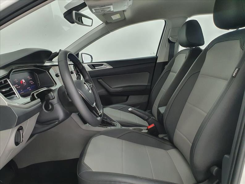 POLO 1.0 200 TSI Highline POLO 1.0 200 TSI Highline
