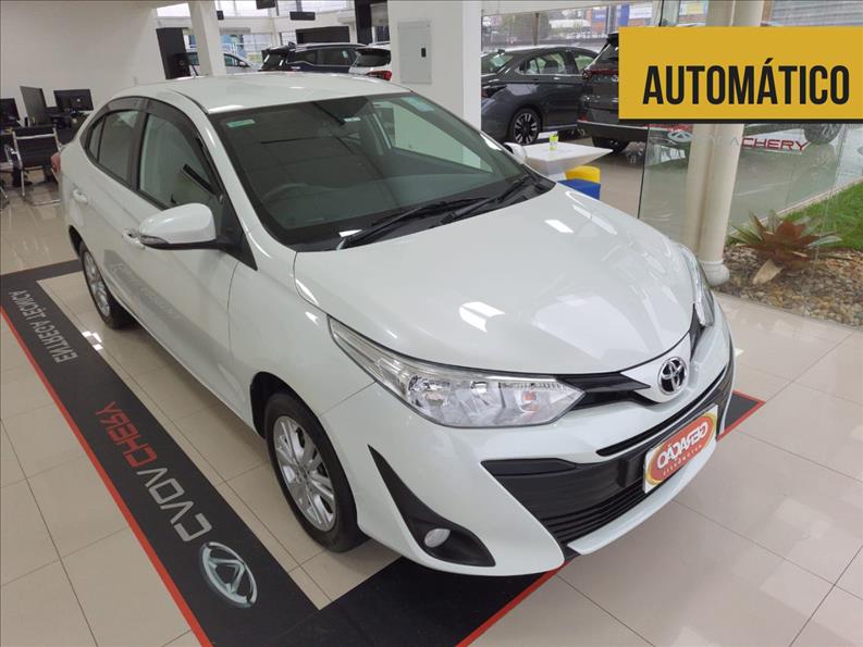 YARIS 1.5 16V Sedan XL Plus Tech YARIS 1.5 16V Sedan XL Plus Tech