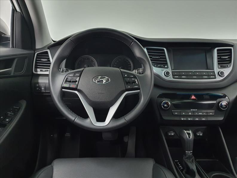TUCSON 1.6 16V T-gdi GLS TUCSON 1.6 16V T-gdi GLS