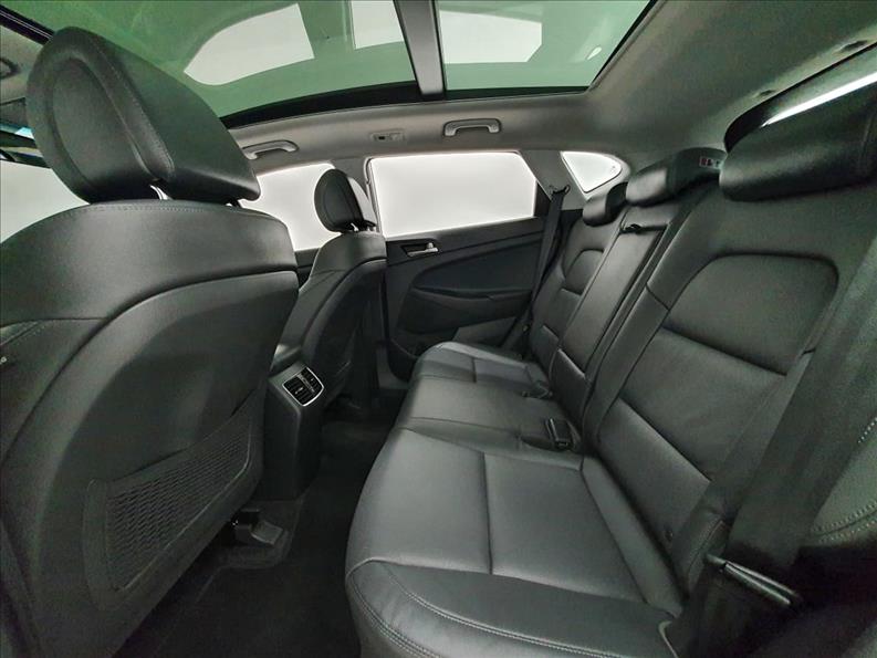 TUCSON 1.6 16V T-gdi GLS TUCSON 1.6 16V T-gdi GLS