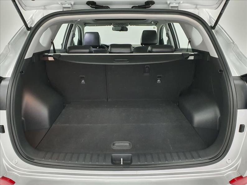TUCSON 1.6 16V T-gdi GLS TUCSON 1.6 16V T-gdi GLS