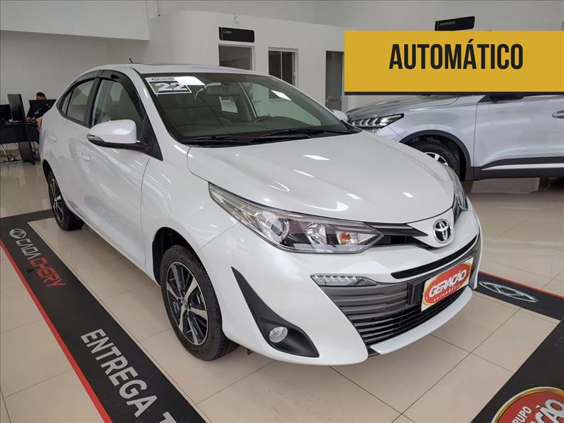 YARIS 1.5 16V Sedan XL Plus Connect YARIS 1.5 16V Sedan XL Plus Connect