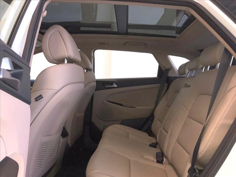 TUCSON 1.6 16V T-gdi GLS TUCSON 1.6 16V T-gdi GLS