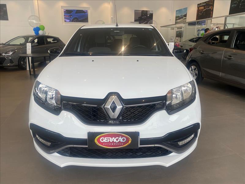 Renault-SANDERO-2.0 16V RS