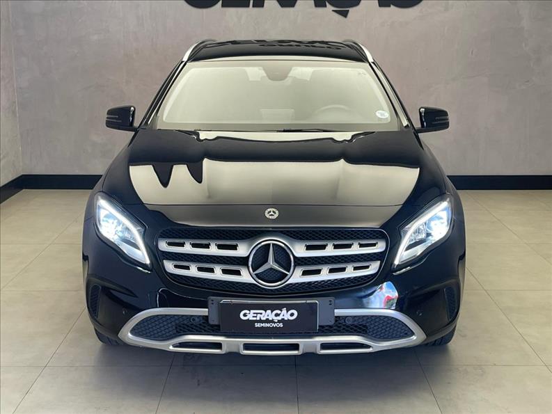 MERCEDES BENZ-GLA 200-1.6 CGI Advance 7g-dct