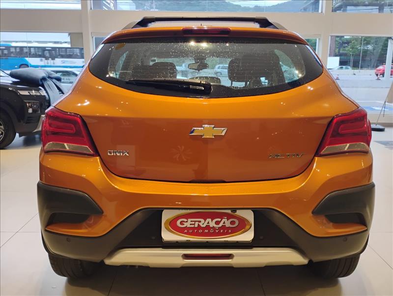 GM - Chevrolet-ONIX-1.4 MPFI Activ 8V