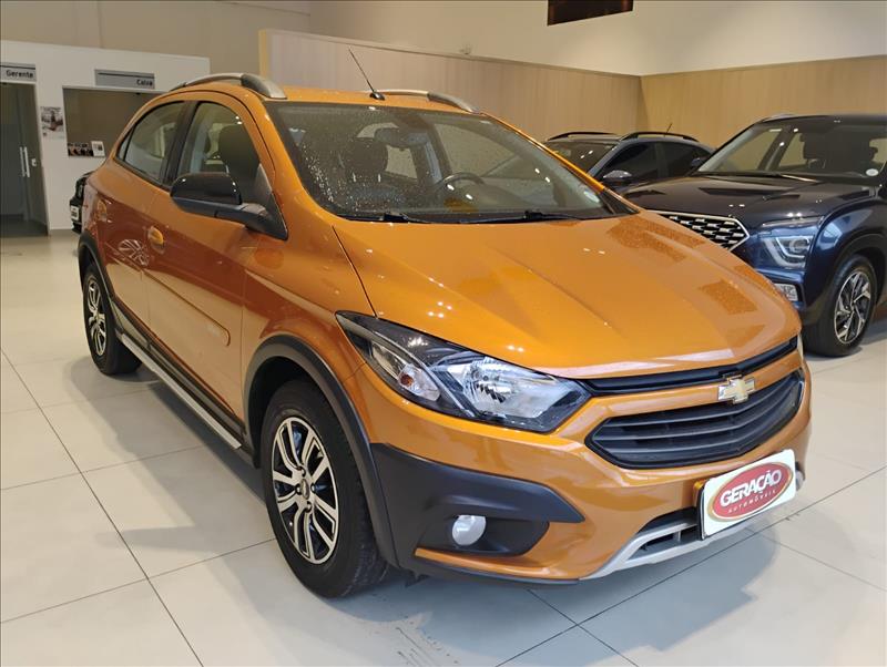 GM - Chevrolet-ONIX-1.4 MPFI Activ 8V